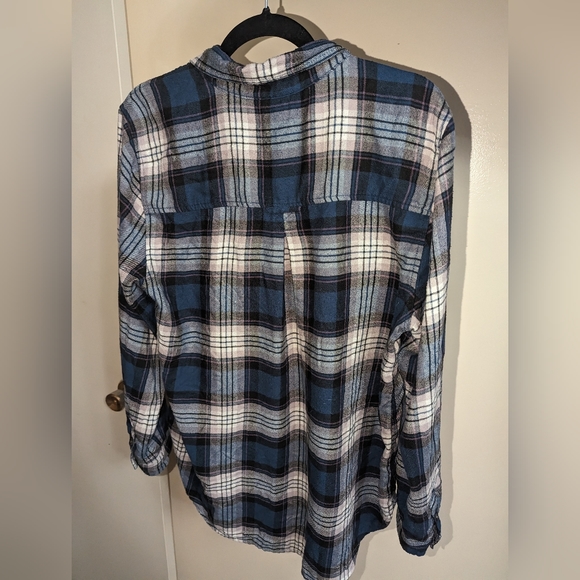 American Eagle Shirt - Picture 2 of 3